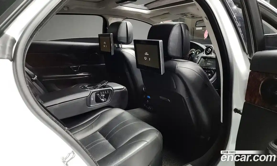 Jaguar XJ 2014 3.0 гидро в Москве № 304954, фото 12