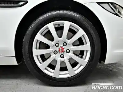 Jaguar XE 2017 2.0 гидро в Москве № 305053, миниатюра 5