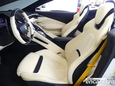 Ferrari Roma 2024 3.9 механика в Москве № 305877, миниатюра 10