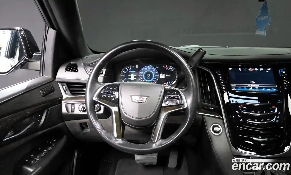 Cadillac Escalade 2019 6.2 гидро в Москве № 320945, фото 13