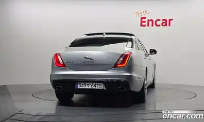 Jaguar XJ 2017 3.0 гидро в Москве № 331496, миниатюра 4