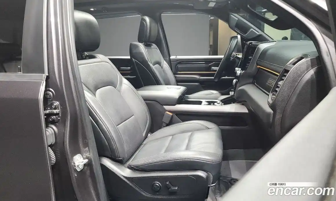 Dodge Ram Pick Up 2019 5.7 гидро в Москве № 353806, фото 11