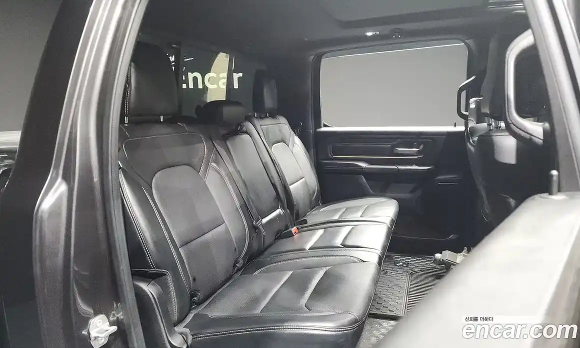 Dodge Ram Pick Up 2019 5.7 гидро в Москве № 353806, фото 12
