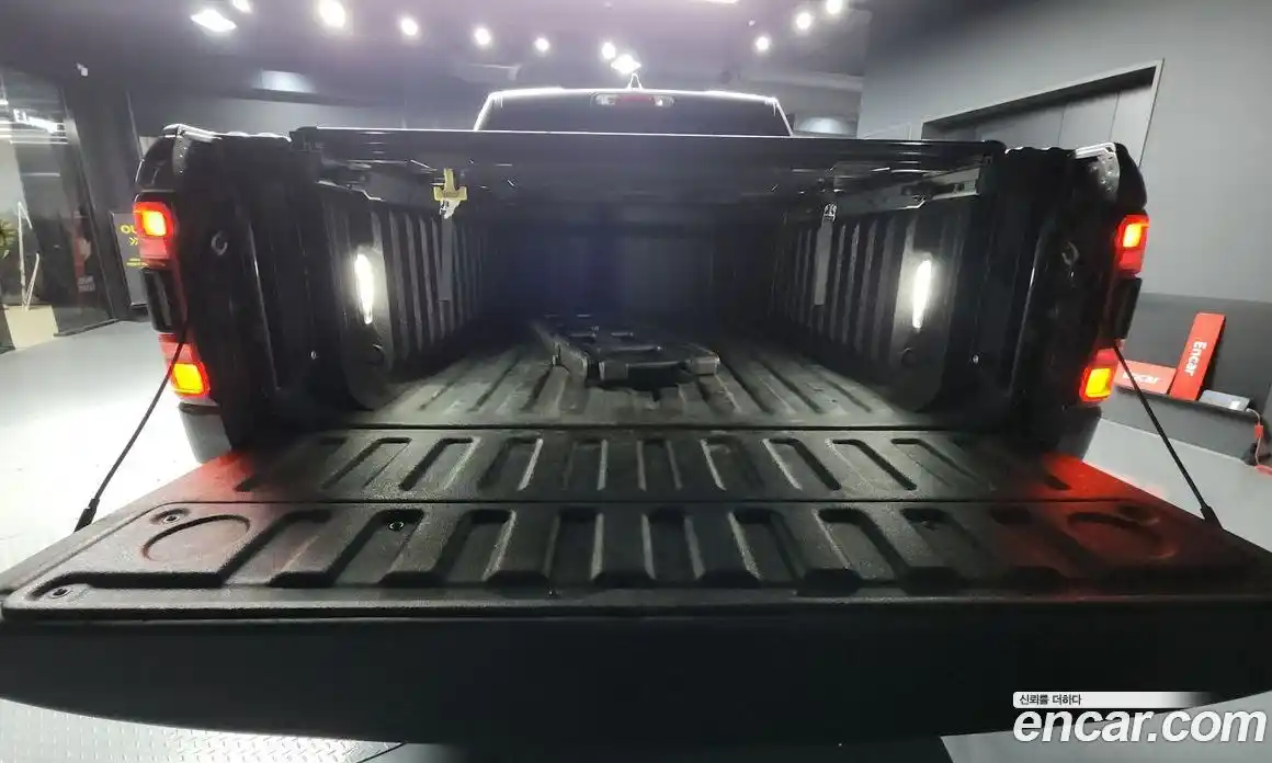 Dodge Ram Pick Up 2019 5.7 гидро в Москве № 353806, фото 20