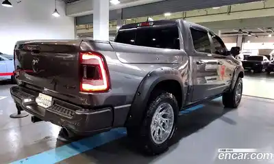 Dodge Ram Pick Up 2019 5.7 гидро в Москве № 353806, миниатюра 2