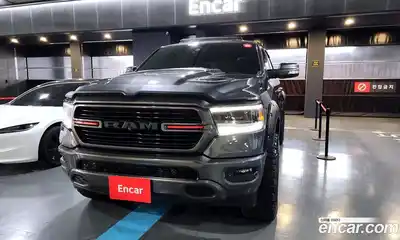 Dodge Ram Pick Up 2019 5.7 гидро в Москве № 353806, миниатюра 3