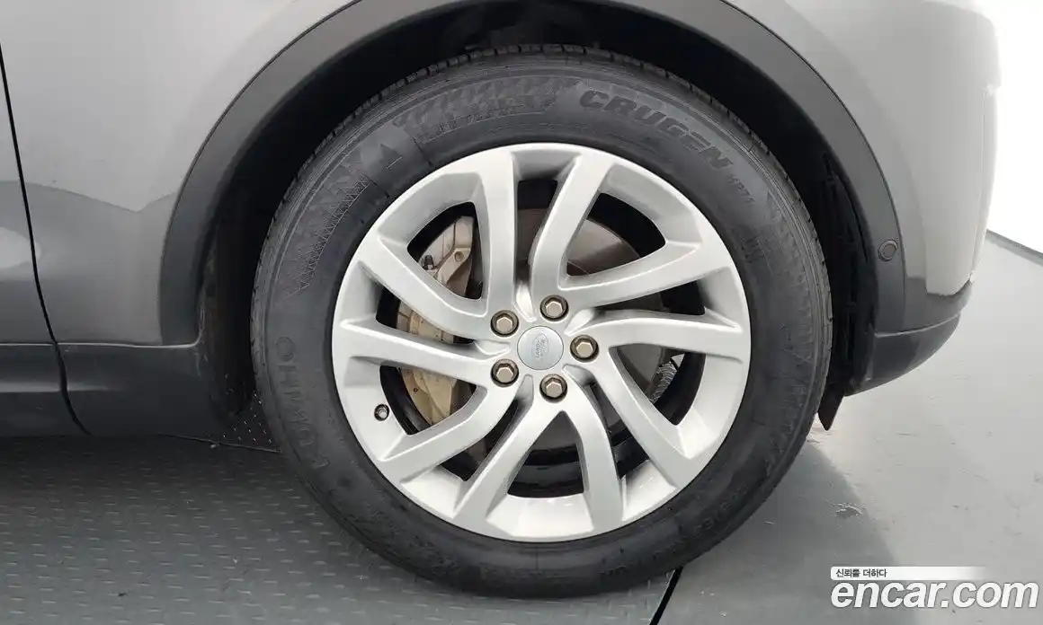 Land Rover Discovery 2019 3.0 гидро в Москве № 374797, фото 5