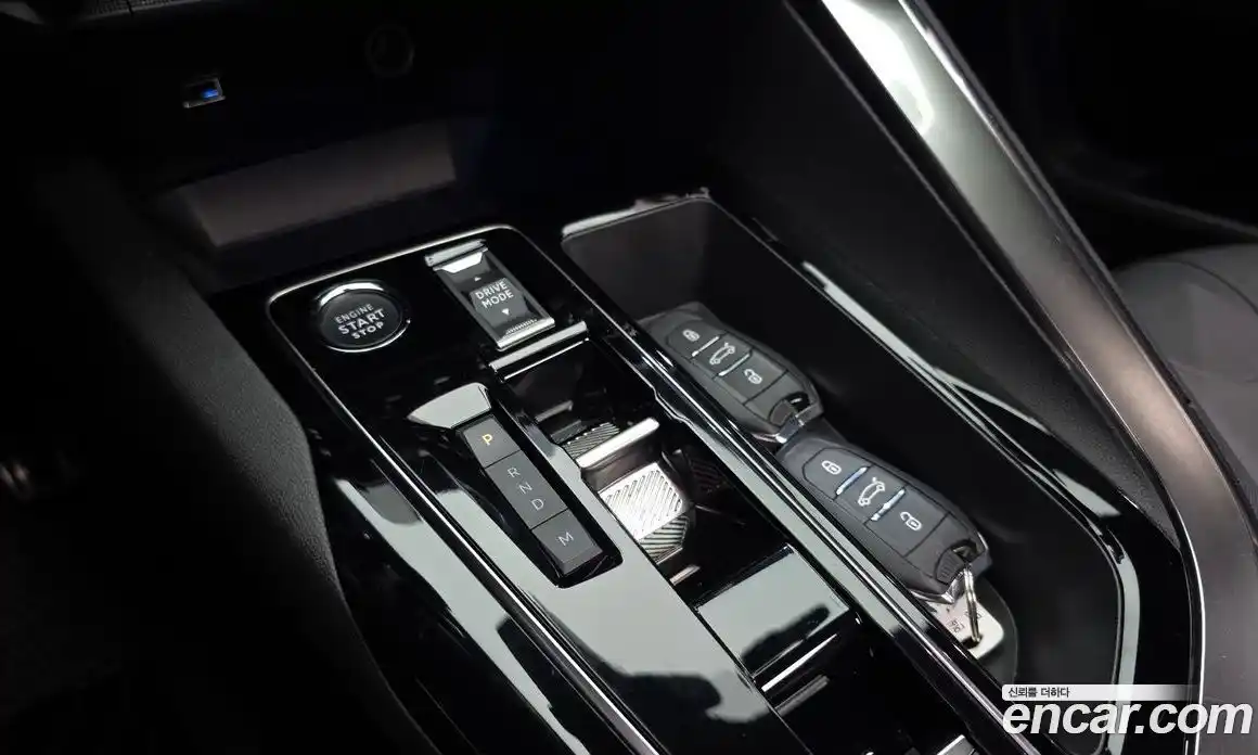 Peugeot 5008 2024 1.2 гидро в Москве № 433636, фото 9