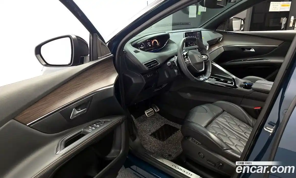 Peugeot 5008 2024 1.2 гидро в Москве № 433636, фото 10