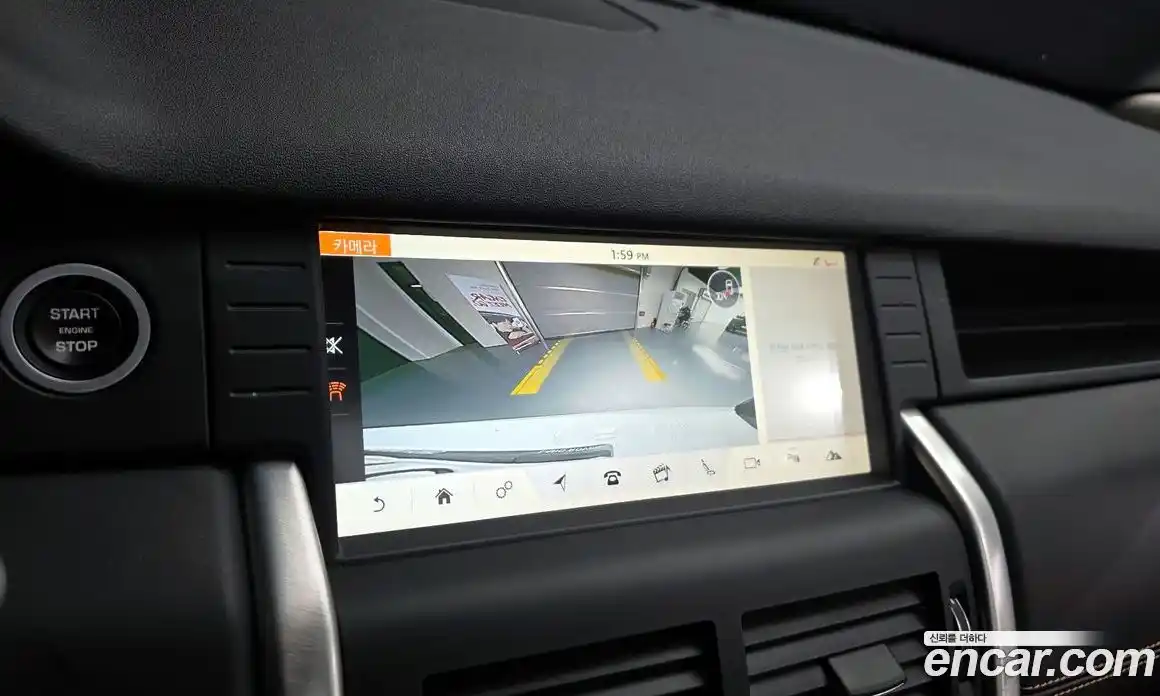 Land Rover Discovery Sport 2019 2.0 гидро в Москве № 471163, фото 15
