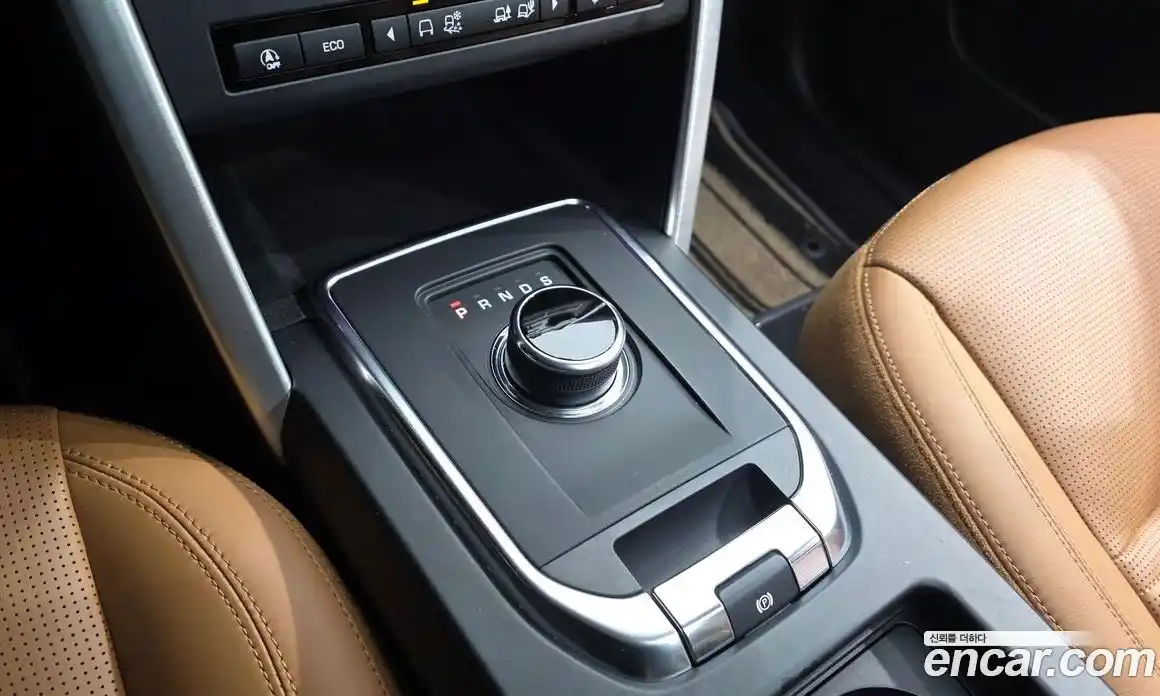 Land Rover Discovery Sport 2019 2.0 гидро в Москве № 471163, фото 9