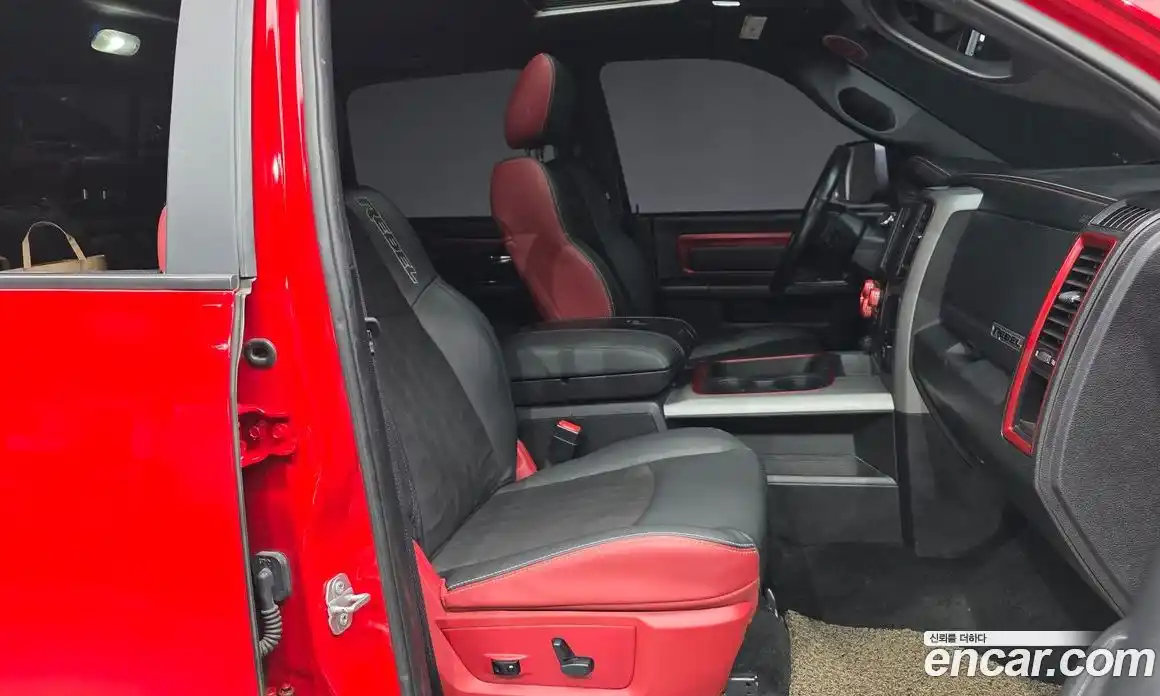 Dodge Ram Pick Up 2017 5.7 гидро в Москве № 500942, фото 11