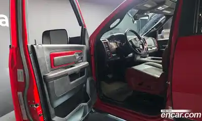 Dodge Ram Pick Up 2017 5.7 гидро в Москве № 500942, миниатюра 10