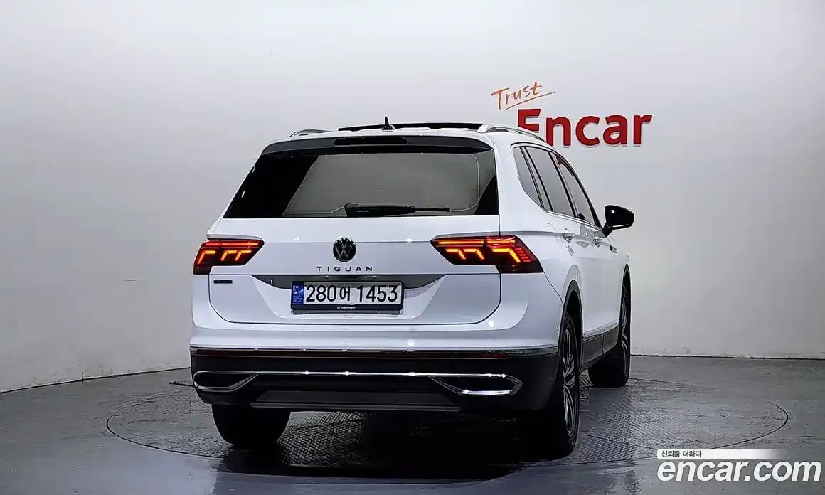 Volkswagen Tiguan 2022 2.0 гидро в Москве № 547314, фото 4