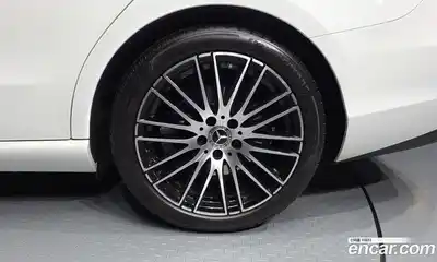 Mercedes-Benz C-Class 2023 2.0 гидро в Москве № 623001, миниатюра 5