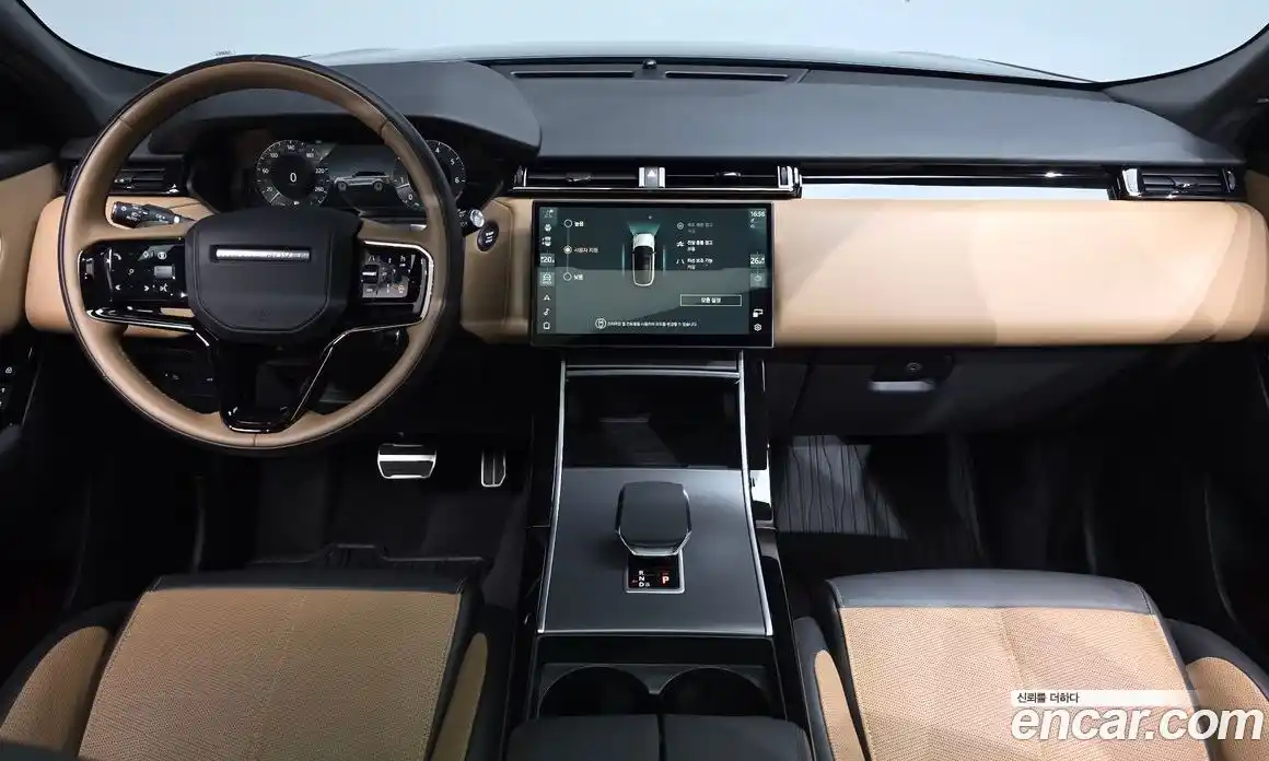 Land Rover Range-Rover Velar 2024 3.0 гидро в Москве № 627317, фото 6