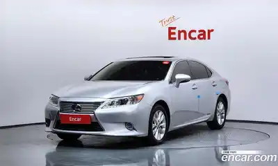 Lexus ES, 2014