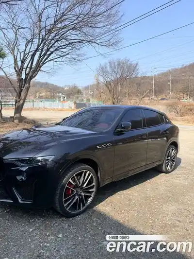 Maserati Levante 2020 3.8 гидро в Москве № 715018, миниатюра 3