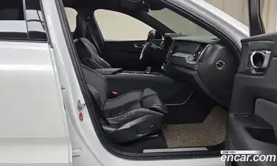 Volvo XC60 2020 2.0 гидро в Москве № 724091, миниатюра 11
