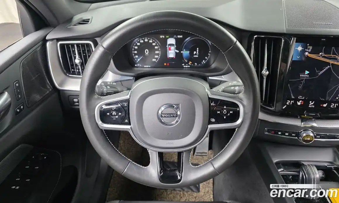 Volvo XC60 2020 2.0 гидро в Москве № 724091, фото 13