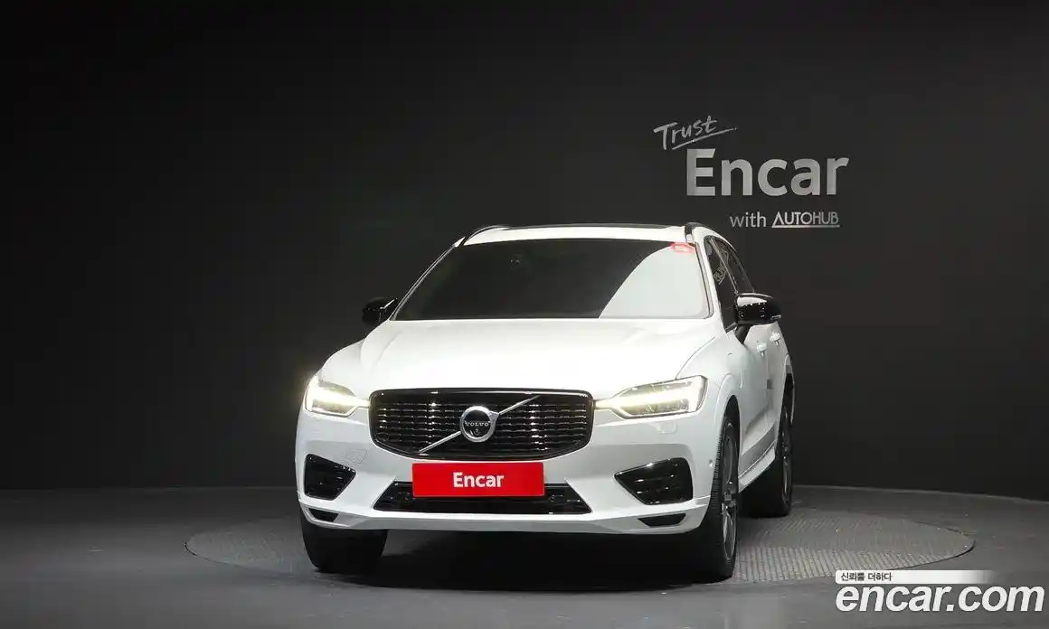 Volvo XC60 2020 2.0 гидро в Москве № 724091, фото 3