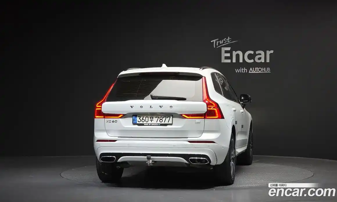 Volvo XC60 2020 2.0 гидро в Москве № 724091, фото 4