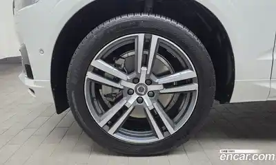 Volvo XC60 2020 2.0 гидро в Москве № 724091, миниатюра 5