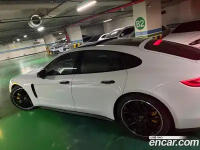 Porsche Panamera 2018 3.0 гидро в Москве № 724275, миниатюра 3