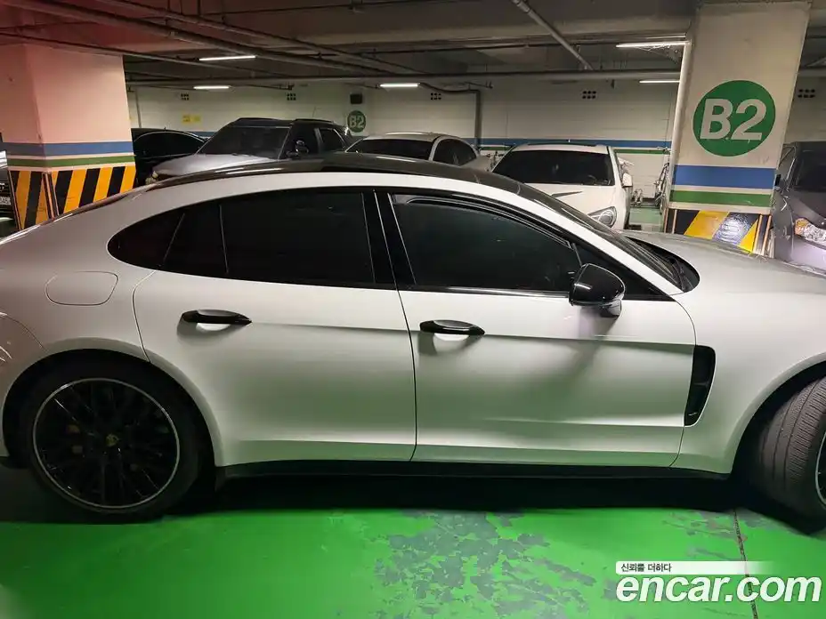 Porsche Panamera 2018 3.0 гидро в Москве № 724275, фото 4