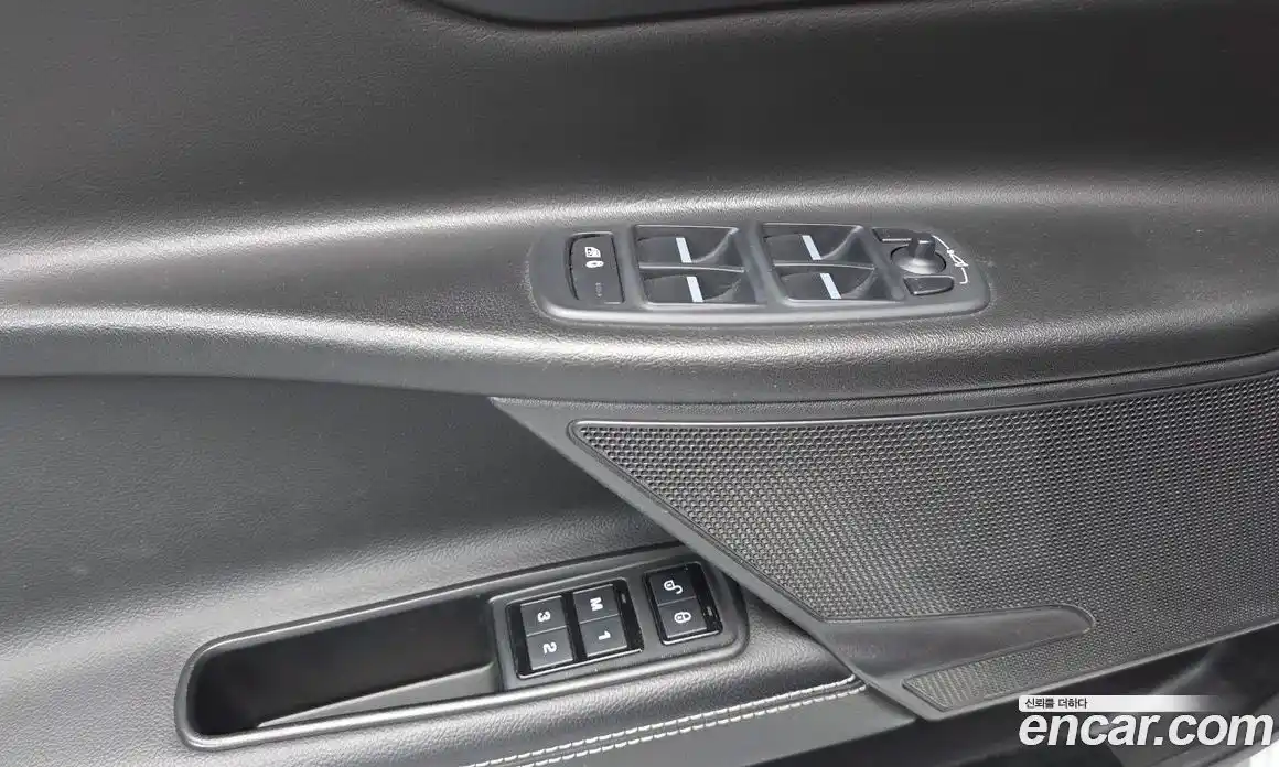 Jaguar XE 2016 2.0 гидро в Москве № 758451, фото 18