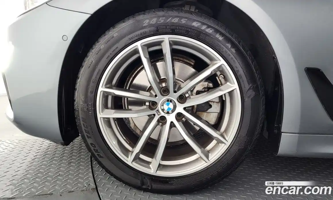 BMW 5-Series 2017 2.0 гидро в Москве, фото 5