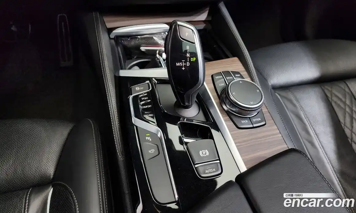 BMW 5-Series 2017 2.0 гидро в Москве, фото 9