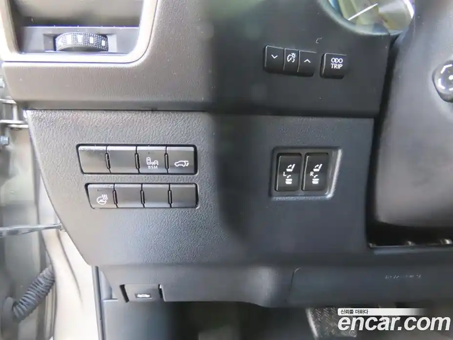 Lexus NX 2018 2.0 гидро в Москве № 802729, фото 17