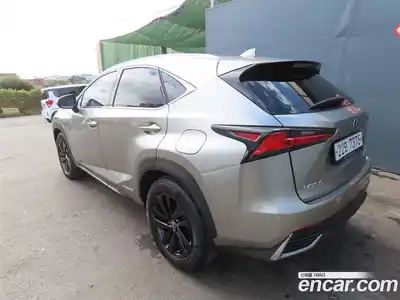 Lexus NX 2018 2.0 гидро в Москве № 802729, миниатюра 3