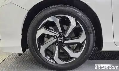 Honda Accord 2017 2.4 гидро в Москве № 826780, миниатюра 5