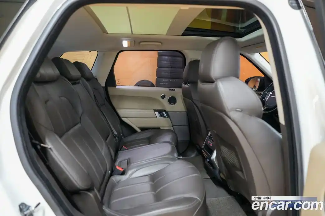 Land Rover Range-Rover Sport 2015 3.0 гидро в Москве № 861338, фото 11