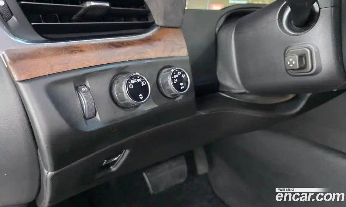 Cadillac Escalade 2015 6.2 гидро в Москве № 864053, фото 17