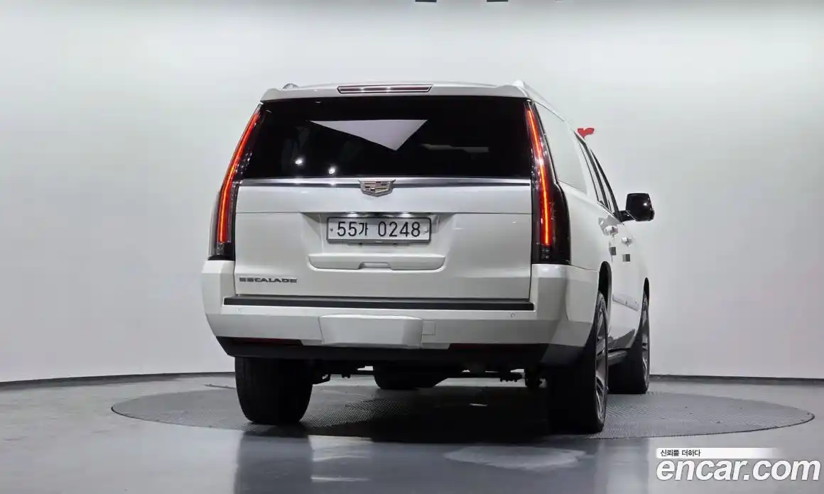 Cadillac Escalade 2015 6.2 гидро в Москве № 864053, фото 4