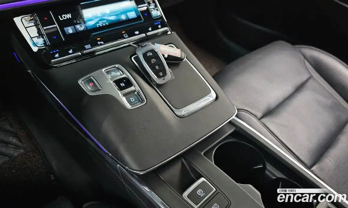 Hyundai Grandeur 2020 2.5 Автомат в Москве № 886896, фото 8