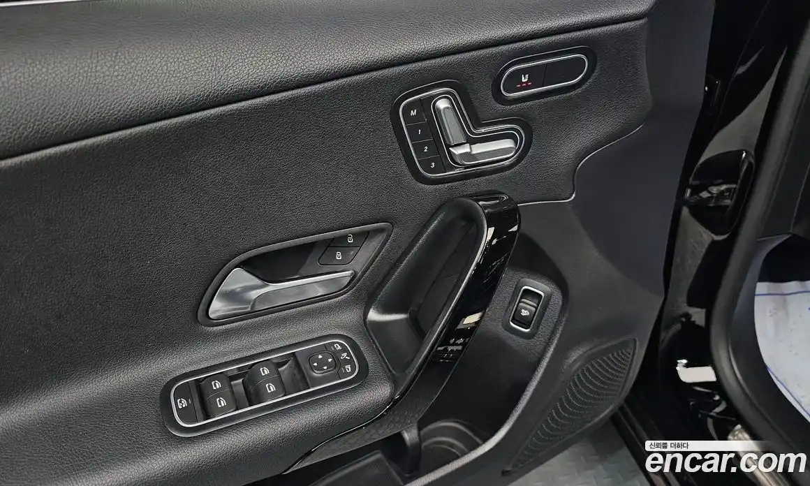 Mercedes-Benz A-Class 2020 2.0 гидро в Москве № 893278, фото 13