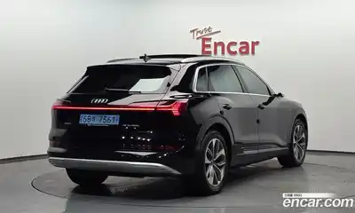 Audi e-tron, 2022