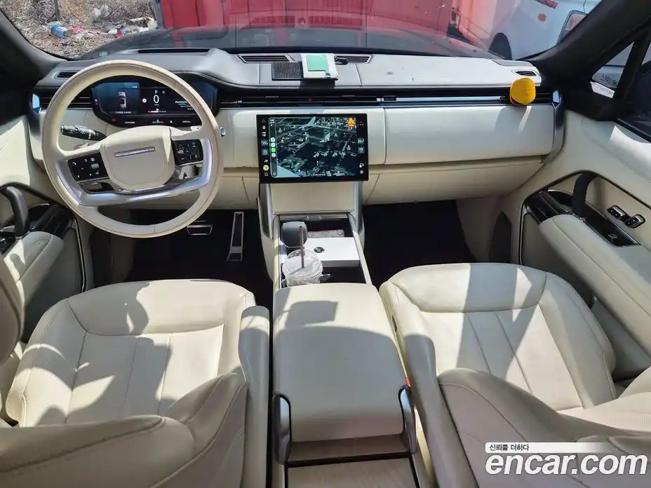 Land Rover Range-Rover 2024 3.0 гидро в Москве № 895154, фото 9