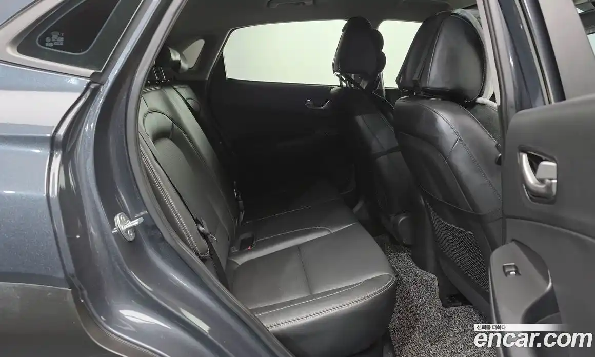 Hyundai Kona 2019 1.6 гидро в Москве № 927630, фото 12
