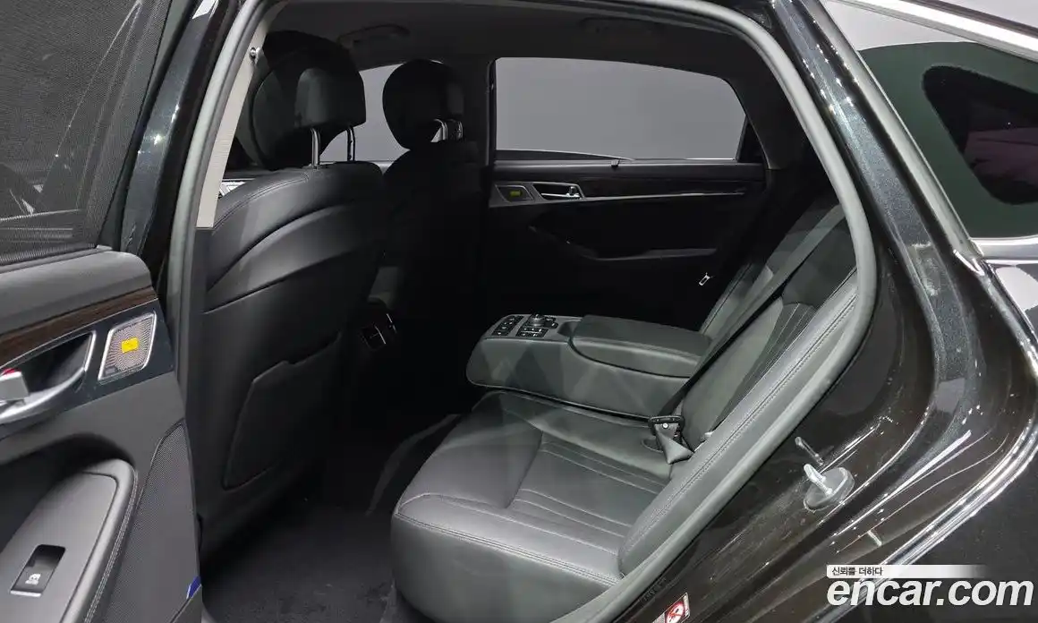 Genesis G80 2019 3.3 Автомат в Москве № 931157, фото 12