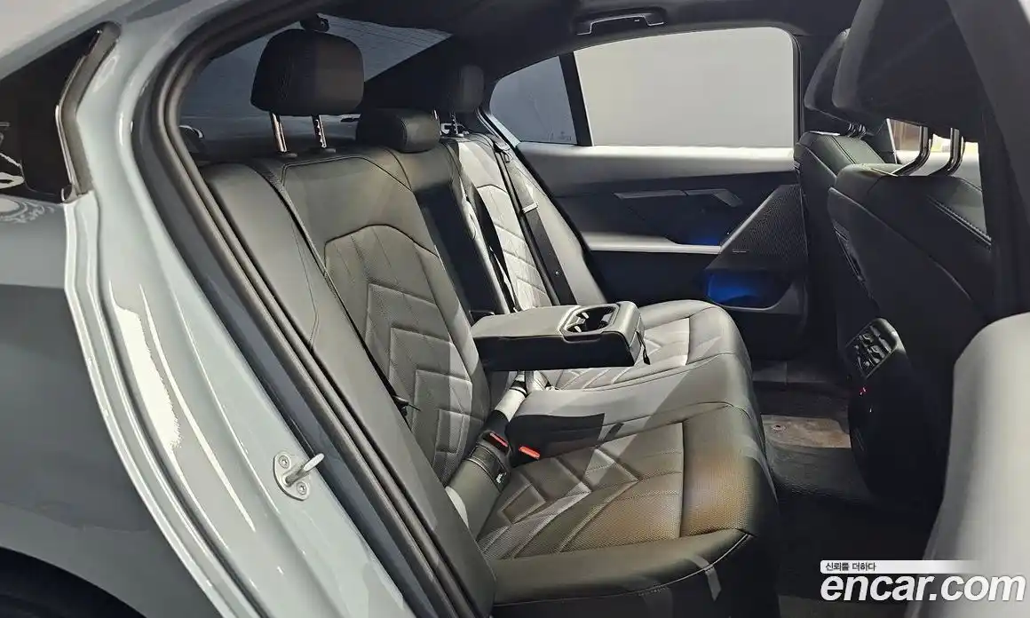 BMW 5-Series 2025 2.0 гидро в Москве, фото 12