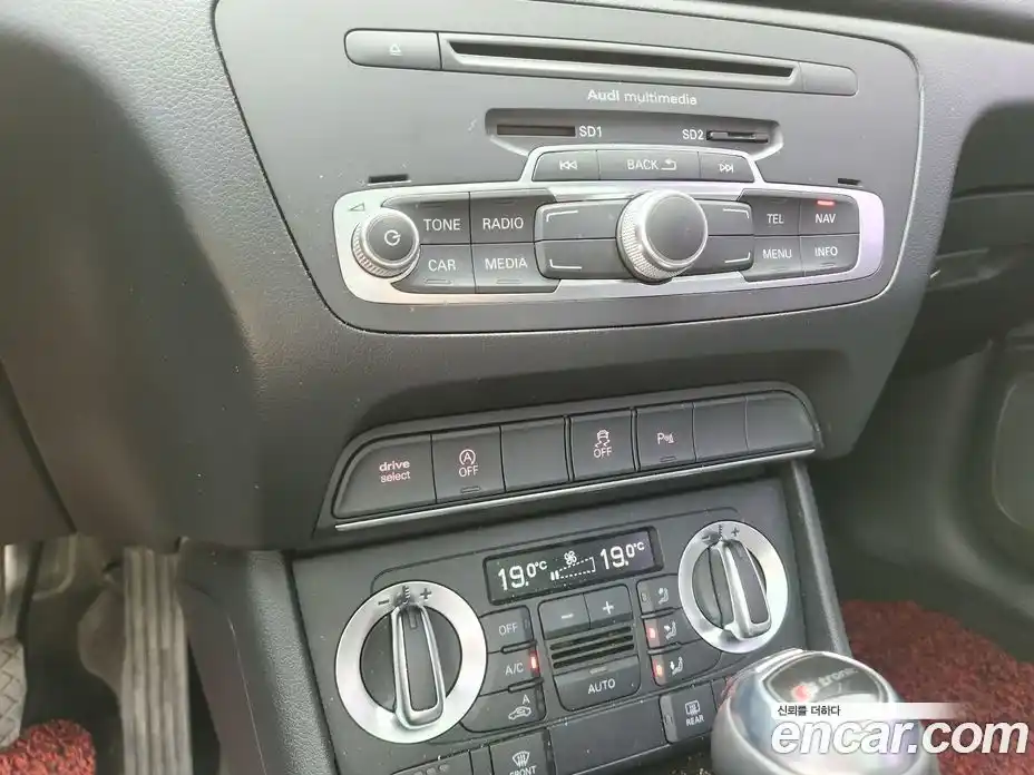 Audi Q3 2014 2.0 Автомат в Москве № 971062, фото 11