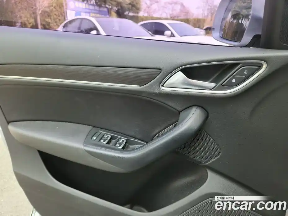 Audi Q3 2014 2.0 Автомат в Москве № 971062, фото 12