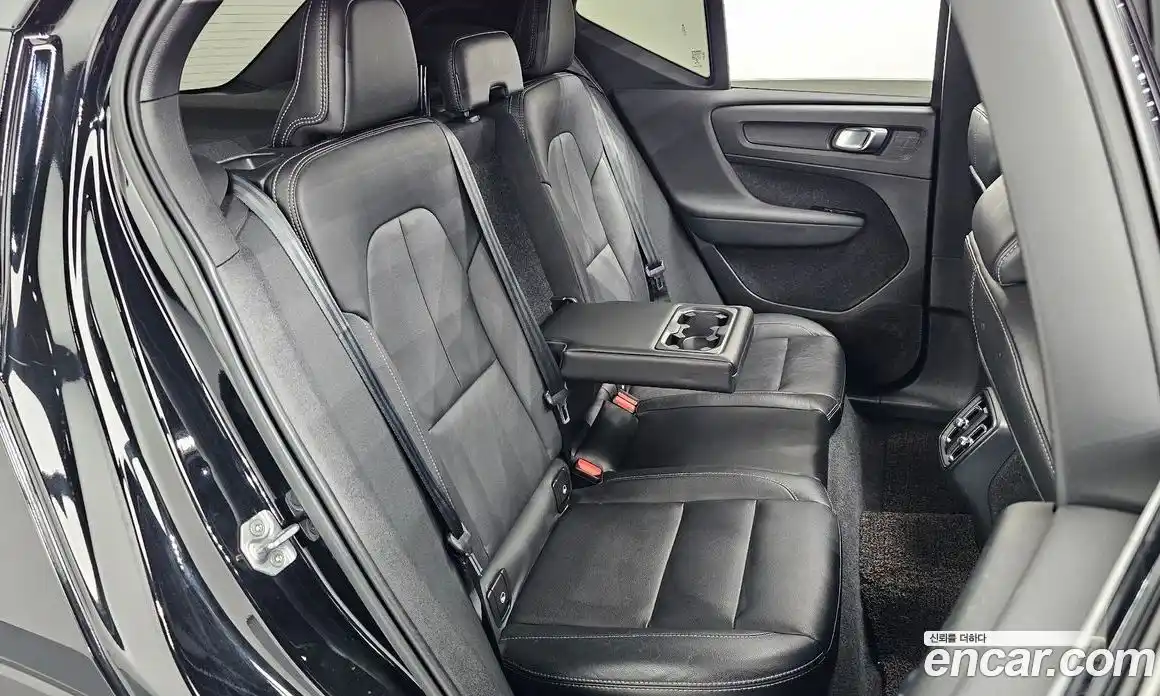 Volvo XC40 2021 2.0 гидро в Москве № 972046, фото 12