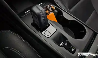 Volvo XC40 2021 2.0 гидро в Москве № 972046, миниатюра 9