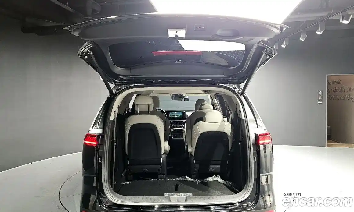 Kia Canival 2021 2.2 Автомат в Москве № 972528, фото 20